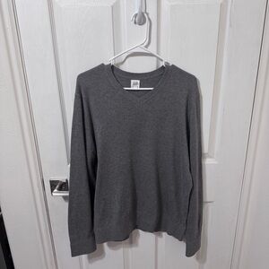 GAP V-Neck Sweater